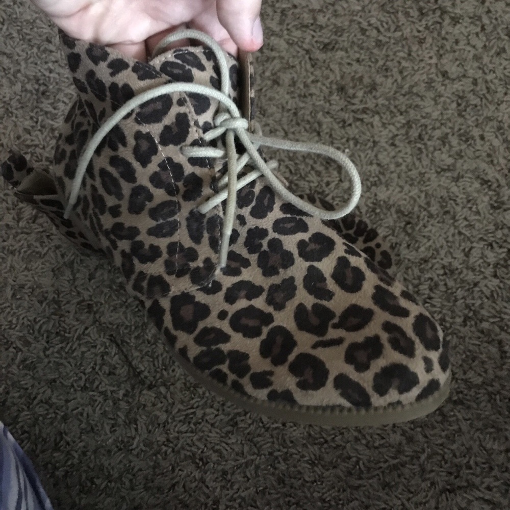 Leopard ankle booties